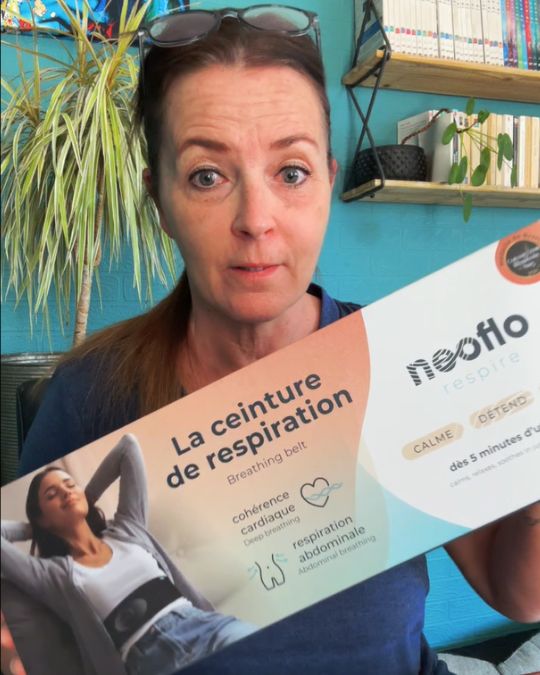 Christelle porte la ceinture neoflo