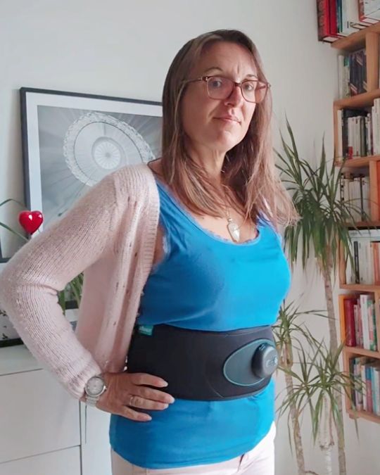 Gwen porte la ceinture neoflo